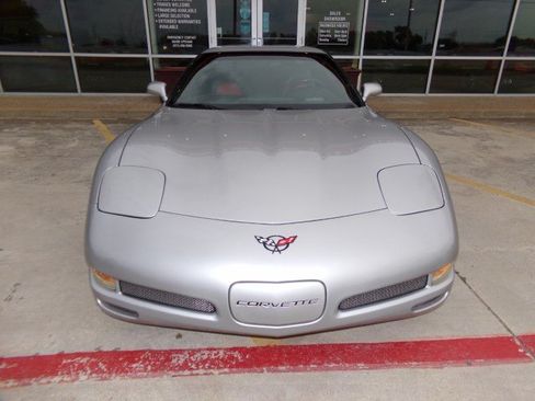 Used 2004 Chevrolet Corvette Z06 RWD image 3