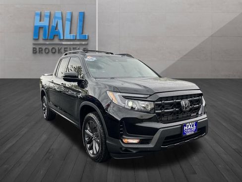 Used 2025 Honda Ridgeline Sport image 7
