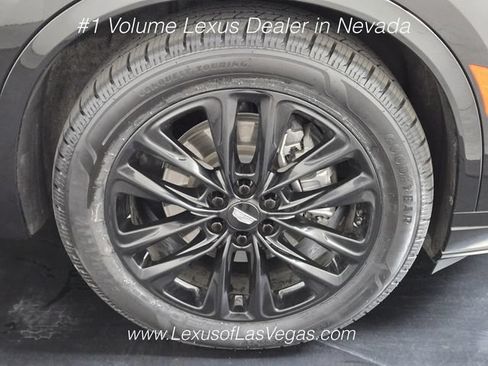 Used 2024 Cadillac XT6 Premium Luxury w/ Technology Package FWD image 9