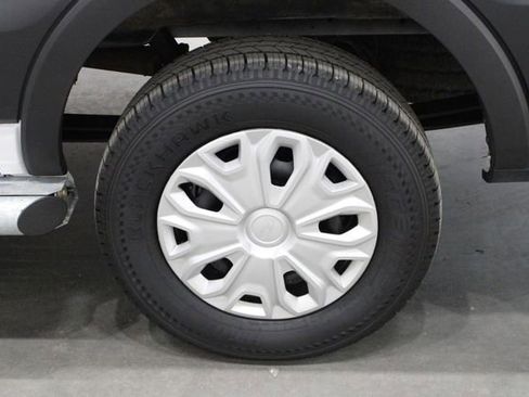 Used 2024 Ford Transit 250 Low Roof w/ Exterior Upgrade Package image 31