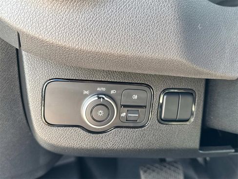 New 2025 Mercedes-Benz Sprinter 2500 image 25