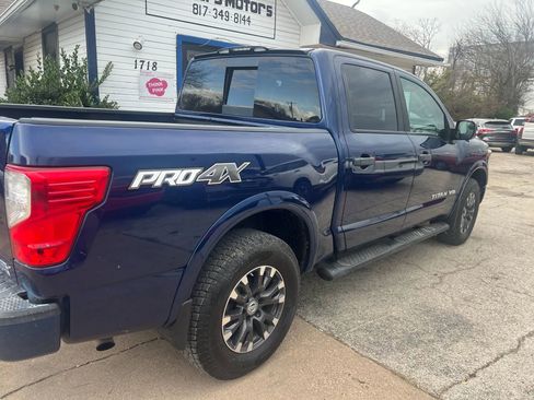 Used 2018 Nissan Titan PRO-4X image 23