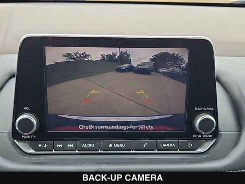 Used 2022 Nissan Rogue SV FWD image 36