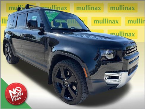 Used 2020 Land Rover Defender 110 HSE image 1