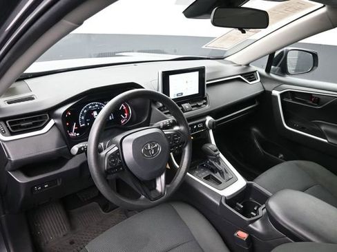 Certified 2023 Toyota RAV4 LE FWD image 17