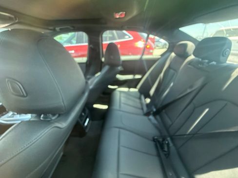 Used 2021 BMW 330i Sedan w/ M Sport Package RWD image 11