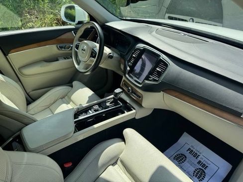 Used 2016 Volvo XC90 T6 Inscription w/ Vision Package AWD/4WD image 21
