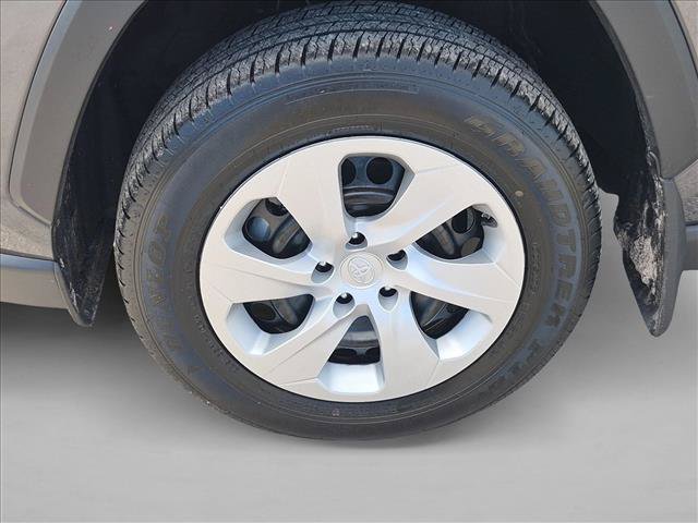 Used 2025 Toyota RAV4 LE FWD image 23