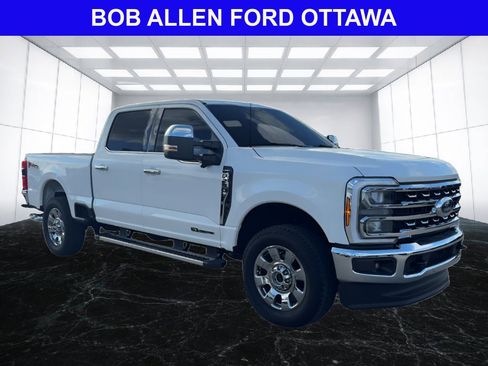 Used 2026 Ford F250 Lariat w/ Chrome Package AWD/4WD image 12