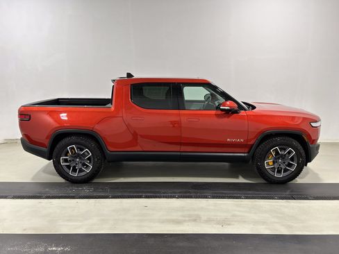 Used 2023 Rivian R1T Adventure AWD/4WD image 6
