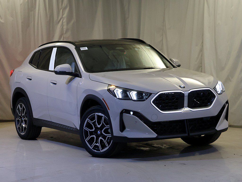 New 2026 BMW X2 xDrive28i w/ Technology Package AWD/4WD image 1