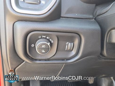 Used 2024 RAM 3500 Tradesman w/ Chrome Appearance Group AWD/4WD image 28