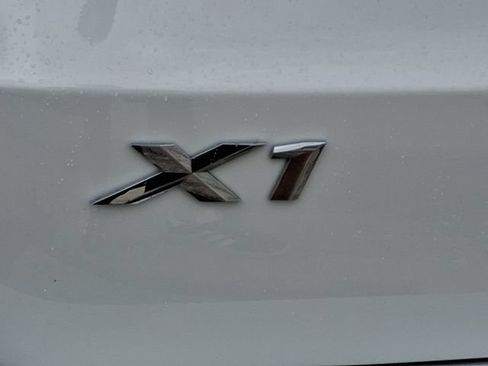 Used 2025 BMW X1 xDrive28i AWD/4WD image 25