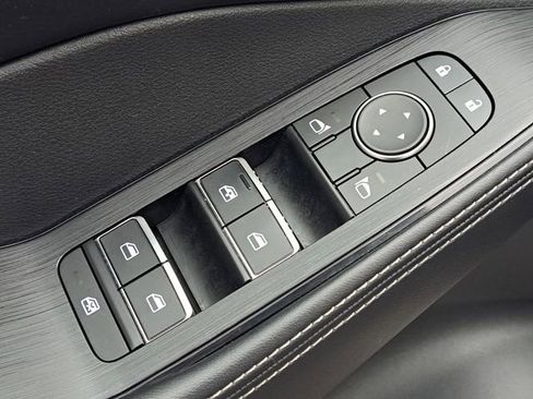 Used 2021 Nissan Rogue Platinum image 20