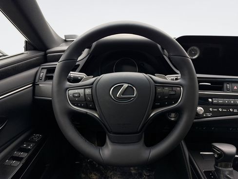 Used 2023 Lexus ES 350 w/ Premium Package image 12