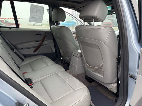 Used 2004 BMW X3 3.0i image 12
