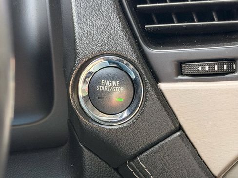 Used 2019 GMC Yukon Denali w/ Denali Ultimate Package image 33