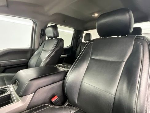 Used 2017 Ford F250 Lariat w/ Chrome Package image 6