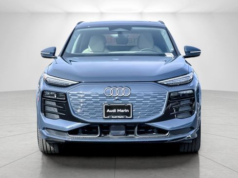 New 2025 Audi Q6 e-tron Premium Plus image 8
