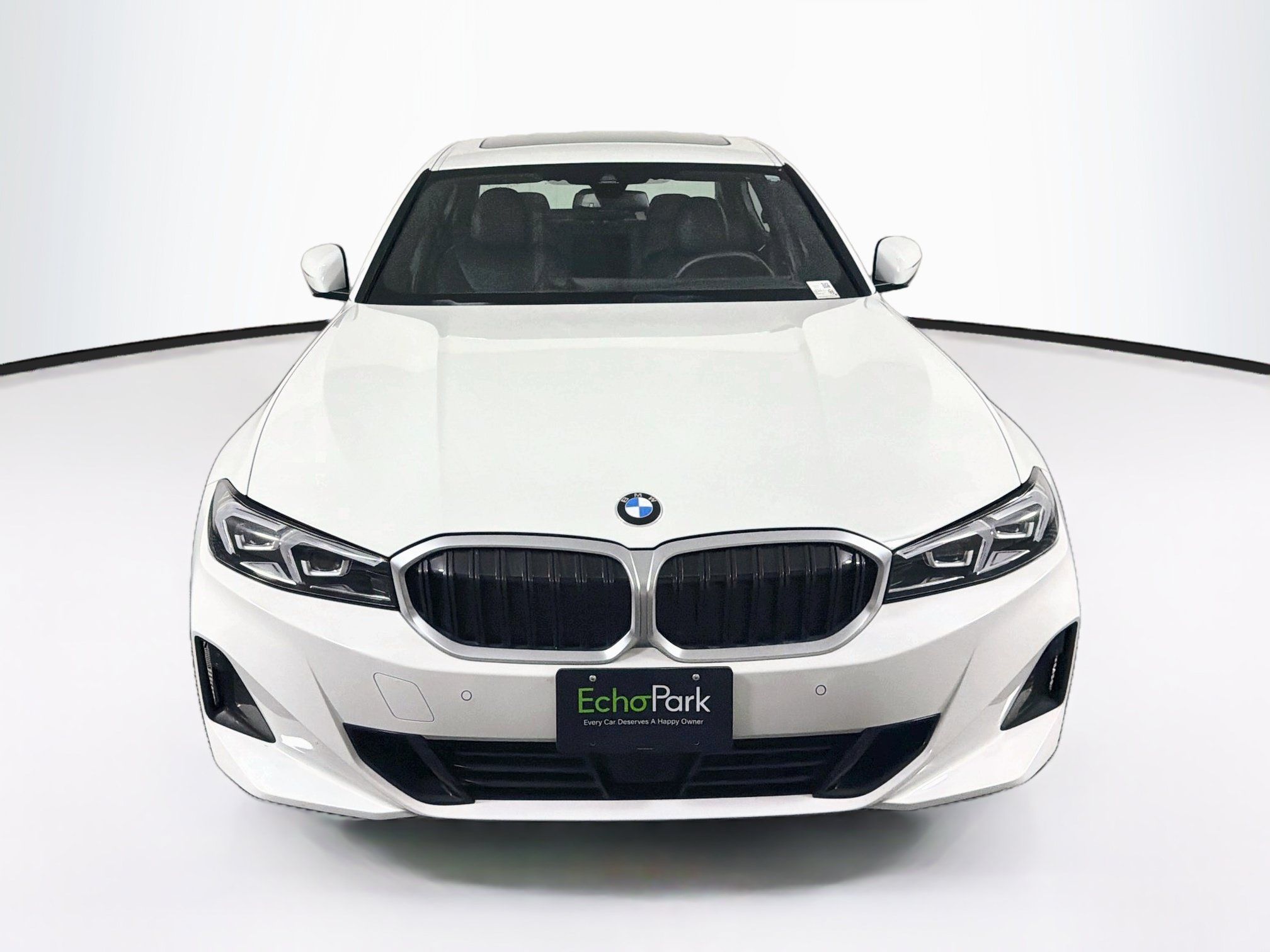 Used 2026 BMW 330i Sedan RWD image 2
