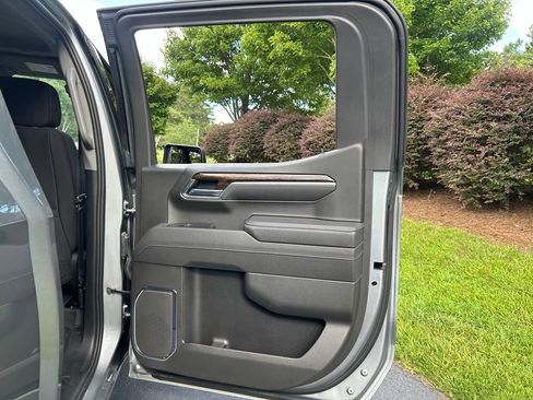 Used 2025 GMC Sierra 1500 Elevation RWD image 55