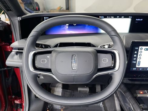 New 2024 Lincoln Nautilus Premier w/ Equipment Group 102A image 18