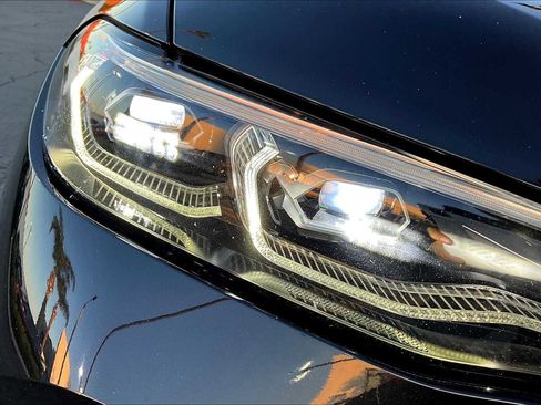 Used 2020 BMW X7 xDrive40i w/ M Sport Package image 28