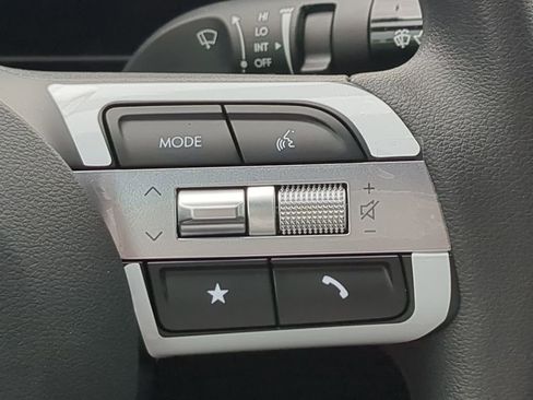 Certified 2025 Hyundai Santa Cruz SEL FWD image 20
