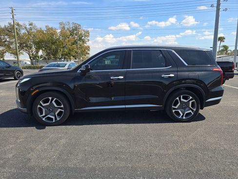 Used 2023 Hyundai Palisade SEL image 6