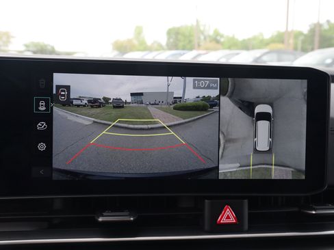 New 2026 Kia Carnival SX FWD image 28