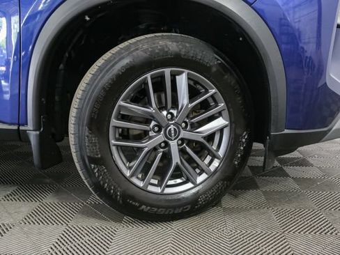 Used 2023 Nissan Rogue S AWD/4WD image 13