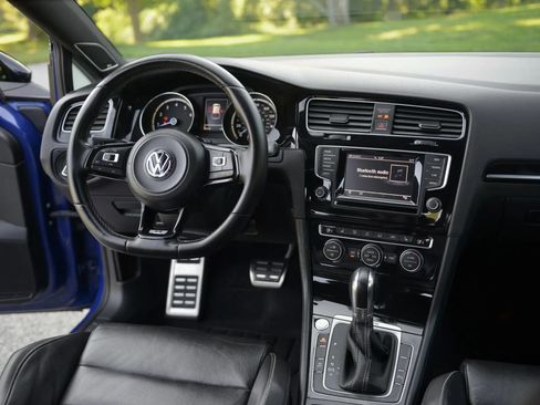 Used 2015 Volkswagen Golf R 4-Door AWD/4WD image 50