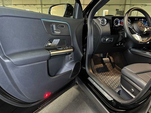 Used 2026 Mercedes-Benz GLA 250 4MATIC image 22