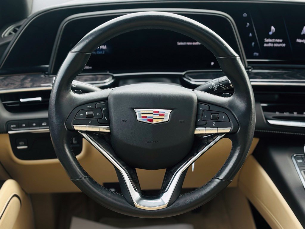 Used 2021 Cadillac Escalade Premium Luxury AWD/4WD image 52