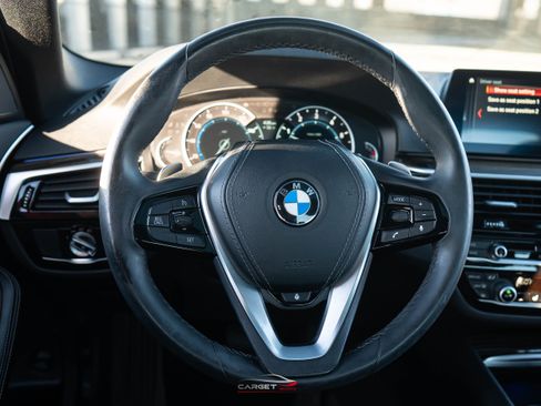 Used 2019 BMW 540i image 20