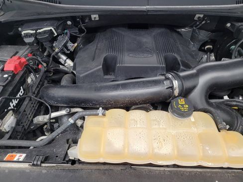 Used 2019 Ford F150 XLT image 30