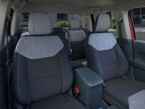 New 2025 Ford Maverick XLT image 10