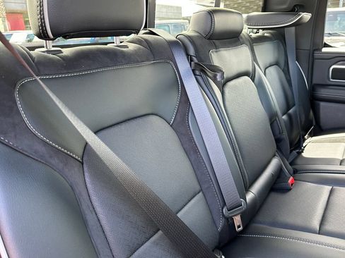 New 2026 RAM 1500 Laramie AWD/4WD image 18