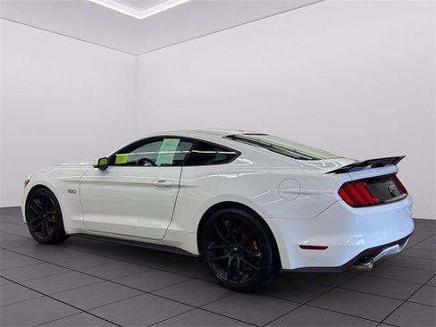 Used 2017 Ford Mustang GT Premium w/ Equipment Group 401A image 4