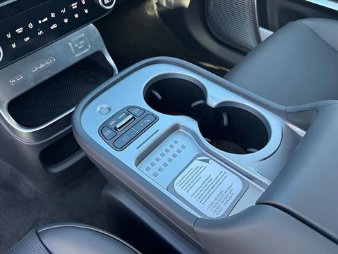 New 2026 Hyundai Ioniq 9 Limited AWD/4WD image 24