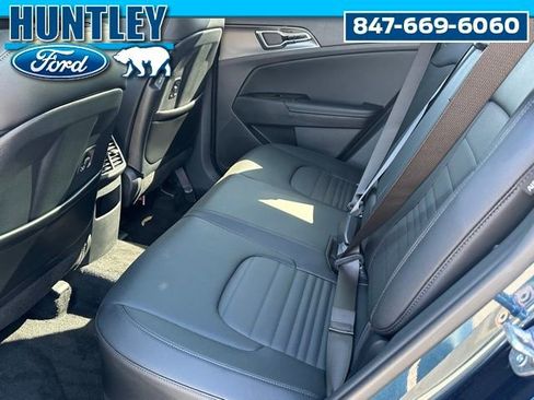 Used 2025 Kia Sportage SX Prestige image 13