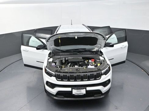 New 2026 Jeep Compass Latitude image 26