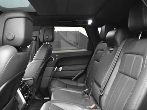 Used 2019 Land Rover Range Rover Sport HSE image 7