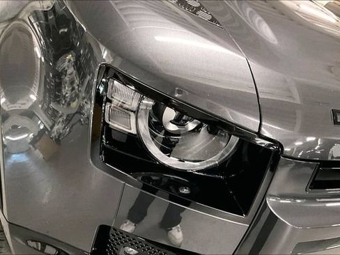 Used 2023 Land Rover Defender 110 X-Dynamic SE AWD/4WD image 26