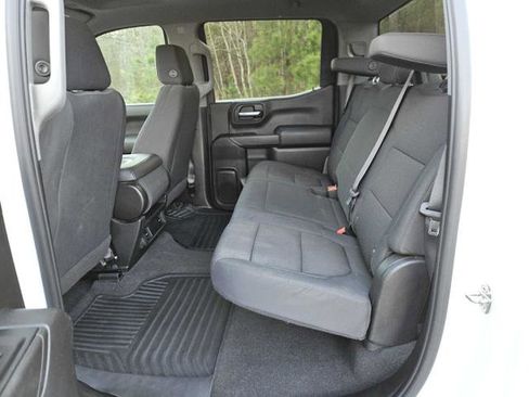 Used 2020 Chevrolet Silverado 1500 Custom w/ Custom Value Package image 24