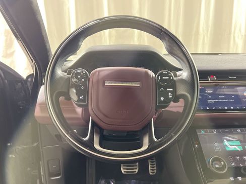 Used 2020 Land Rover Range Rover Evoque R-Dynamic HSE image 22