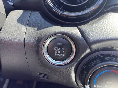 Used 2016 MAZDA MX-5 Miata Club image 26