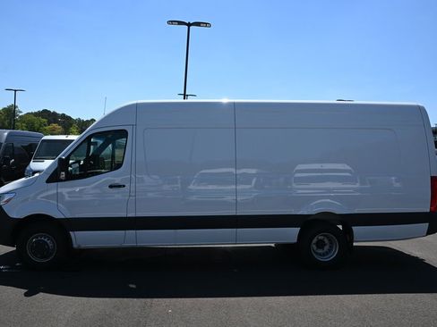 New 2026 Mercedes-Benz Sprinter 4500 image 2