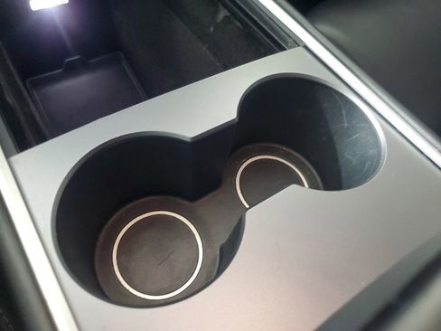 Used 2021 Tesla Model 3 Standard Range Plus image 30