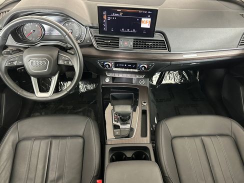 Used 2023 Audi Q5 2.0T Premium w/ Convenience Package AWD/4WD image 12
